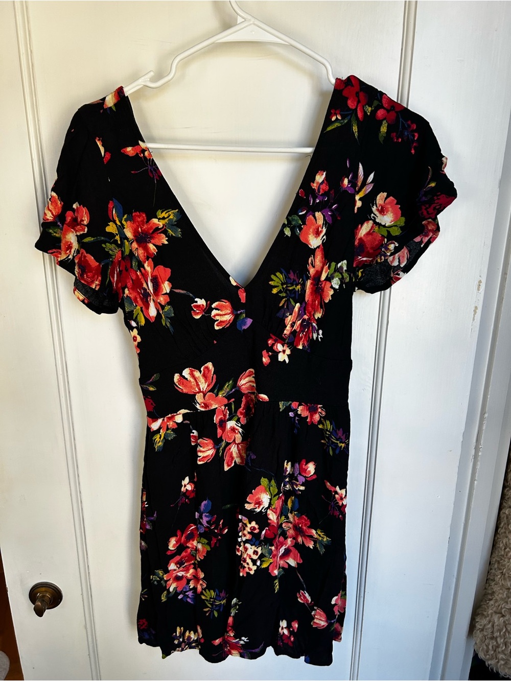 Xhilaration Black Floral V-Neck Short Dress with Red & Pink Blooms